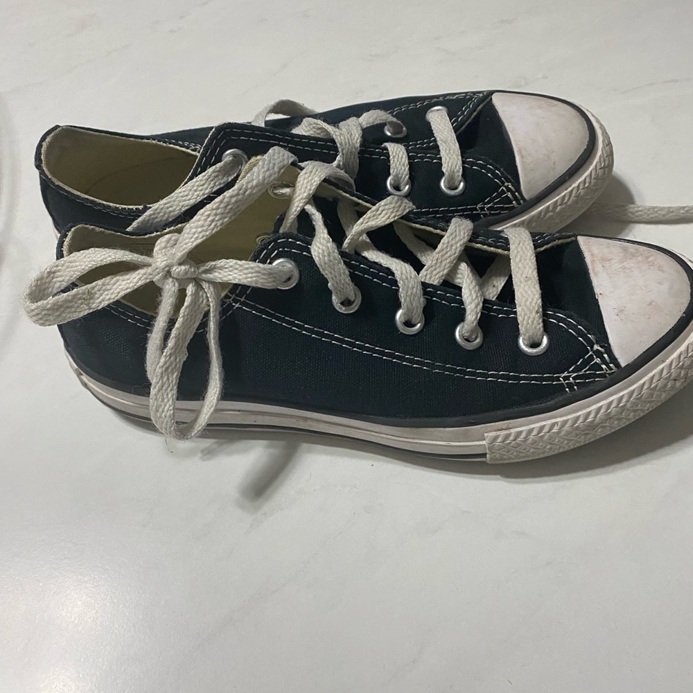 Converse - Picture 4 of 4